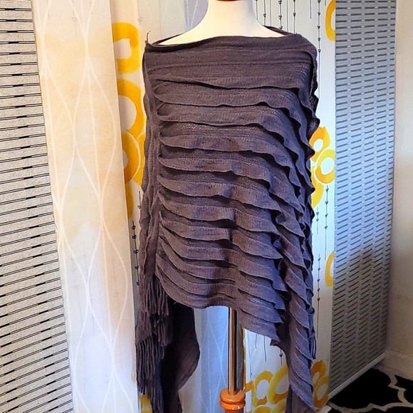 Asymmetric Shaw - Picture 3 of 4